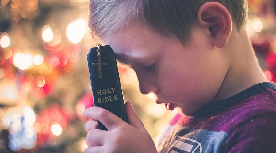 Viernes Santo: Ofrecen guía para rezar con los niños el Vía Crucis en casa