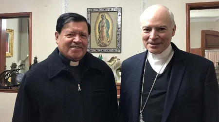 Arzobispo Primado de México visita a Cardenal Norberto Rivera tras balacera