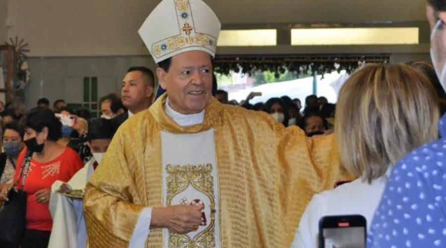 Cardenal Norberto Rivera Carrera en la Parroquia San Isidro Labrador en Ciudad de México, el 15 de mayo de 2022. Crédito: Cortesía.