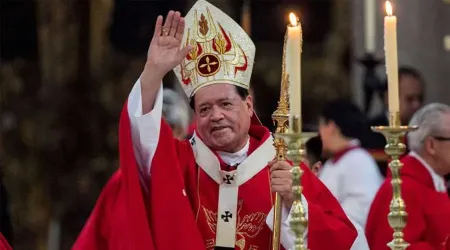 Cardenal Norberto Rivera es dado de alta tras hospitalización por COVID-19