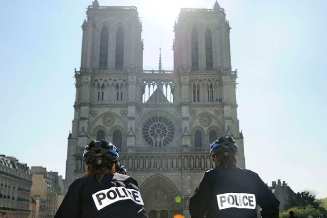 Navidad en Francia: Refuerzan seguridad en iglesias para prevenir ataques