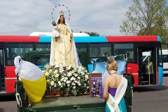 Denuncian abandono de imagen de la Virgen María en tradicional fiesta