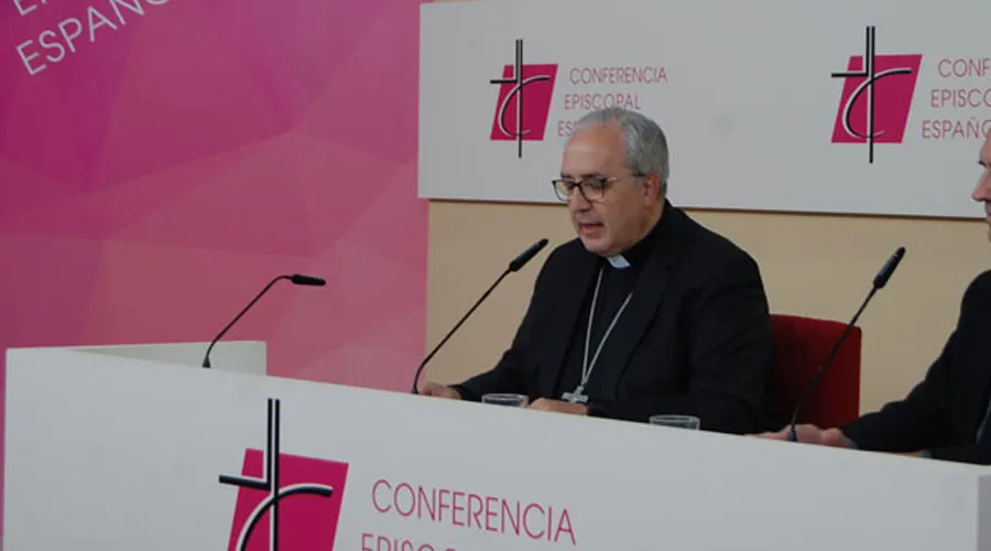 Mons. Francisco César García Magán, Obispo de Toledo y nuevo secretario general de la CEE. Crédito: CEE