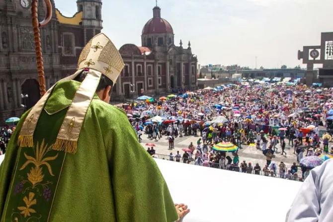 Más de 60 mil peregrinan a pie y en bicicleta para ver a la Virgen de Guadalupe [FOTOS]
