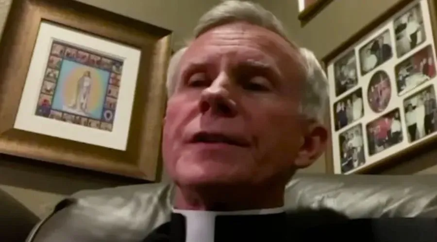 Obispo Strickland niega malos manejos y se pronuncia sobre investigación del Vaticano