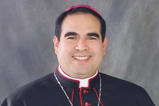 Obispo Castrense de Perú da positivo al COVID-19