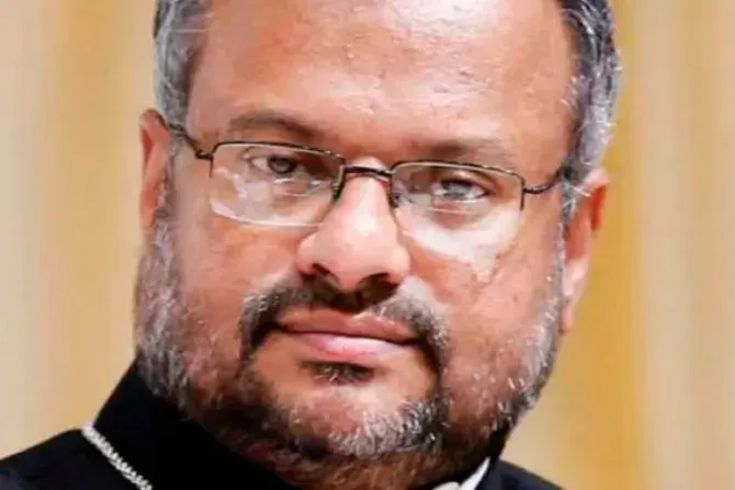 Absuelven a obispo católico de la India acusado de violar a monja