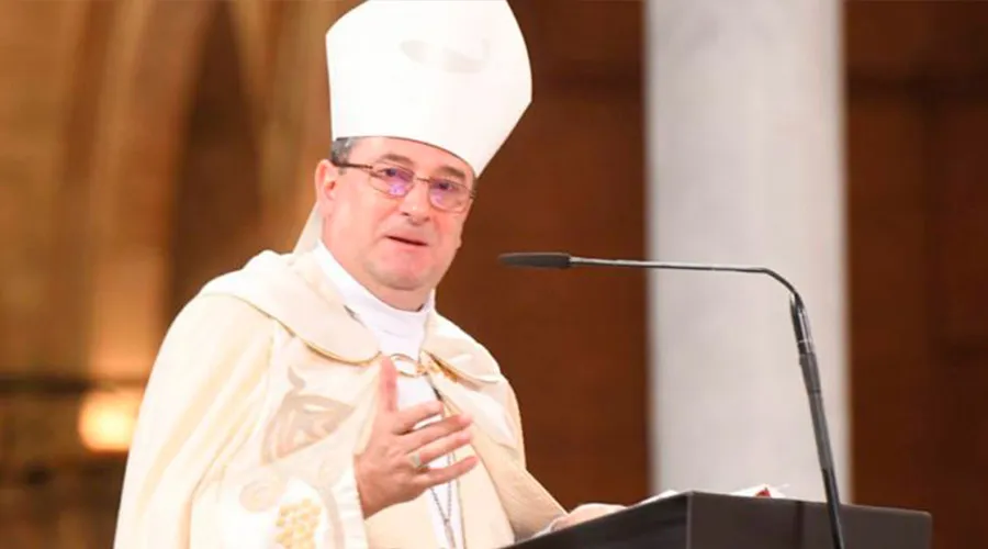 El emocionante testimonio de un obispo sanado por intercesión de la Virgen María