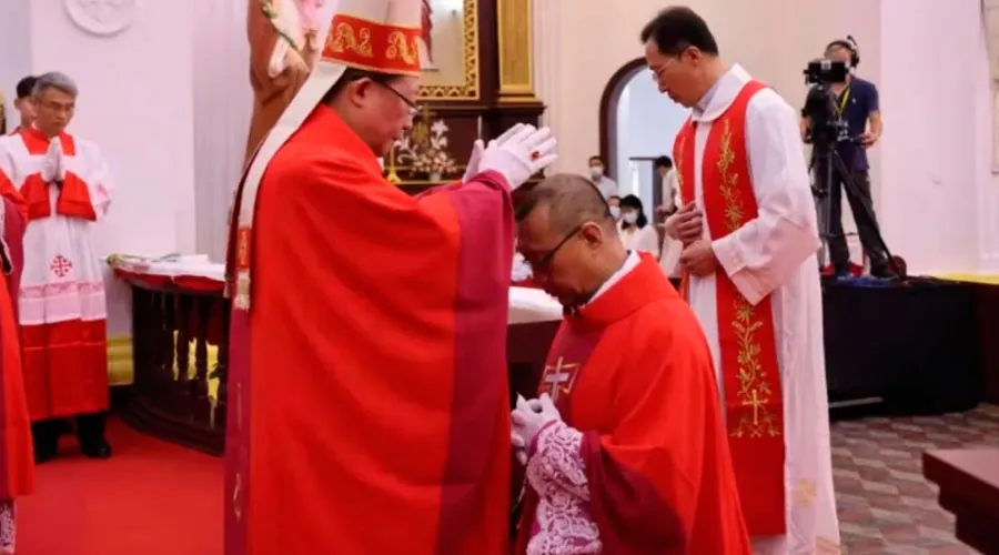 La consagración episcopal del nuevo Obispo de Wuhan (China). Crédito: Asia News