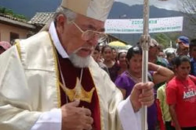 Obispo retirado postularía para ser Presidente de Honduras