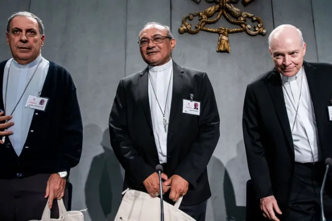 Obispos debaten por qué los protestantes crecen en la Amazonía y los católicos no