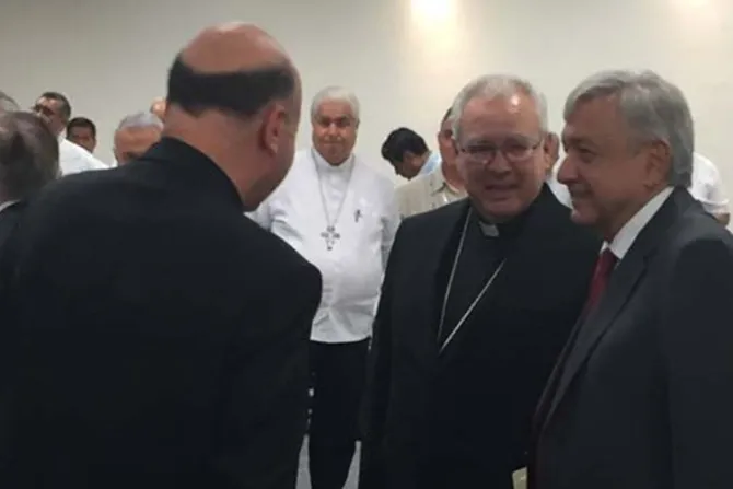 Obispos de México sostienen “diálogo fraterno y propositivo” con López Obrador