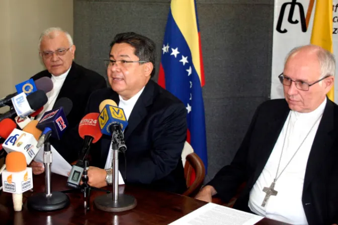 Obispos de Venezuela piden que dejen entrar y distribuir la ayuda humanitaria