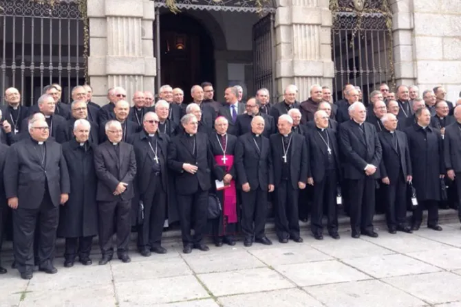 Obispos españoles peregrinan a Ávila por centenario de Santa Teresa de Jesús