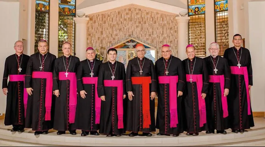 Obispos de Nicaragua. Foto: Facebook Arquidiócesis de Managua