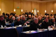 Obispos de EEUU votan para limitar el tiempo de debate sobre documento eucarístico