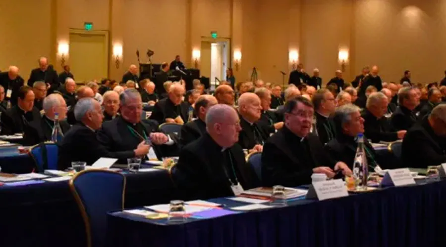 Obispos de EEUU aprueban redactar borrador de documento sobre la Eucaristía