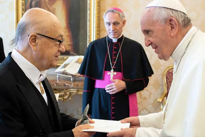 El Papa Francisco se reúne con nuevo embajador de Chile ante la Santa Sede