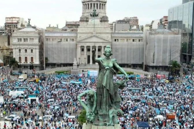 Unidad Provida rechazó cualquier violencia por debate de ley del aborto en Argentina
