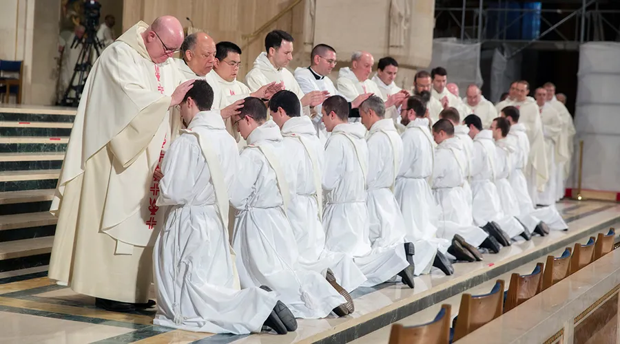 Ordenación sacerdotal 2016 de la Orden de Predicadores / Flickr de Saint Joseph (CC-BY-NC-ND-2.0)?w=200&h=150