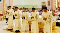 Ordenación de cinco nuevos sacerdotes en la Diócesis de Culiacán, México. Crédito: Cortesía Diócesis de Culiacán.