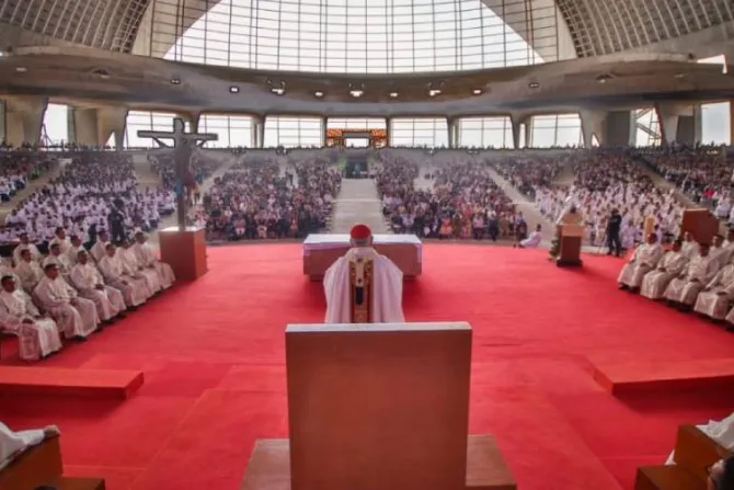 Cardenal a 33 nuevos sacerdotes mexicanos: No son “del mundo” sino de Dios