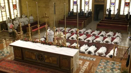Ordenan en Roma 27 diáconos del Opus Dei provenientes de 13 países