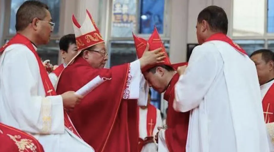 Ordenación episcopal de Mons. Anthony Li Hui en China. Crédito: Asia News