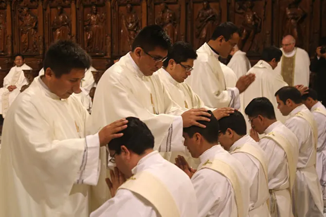 8 claves para ser buen sacerdote en el Año Santo de la Misericordia