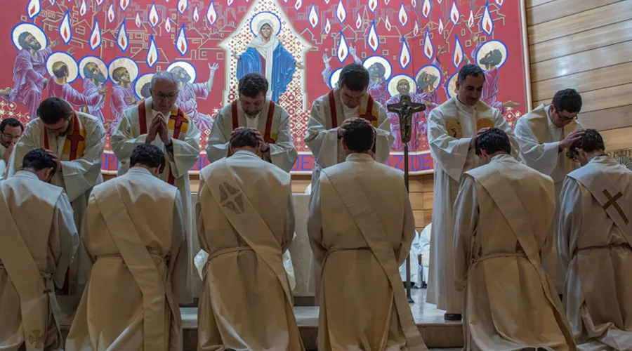 Ordenación sacerdotal en Santuario de Schoesntatt. Crédito: Comunicaciones Arzobispado De Santiago.