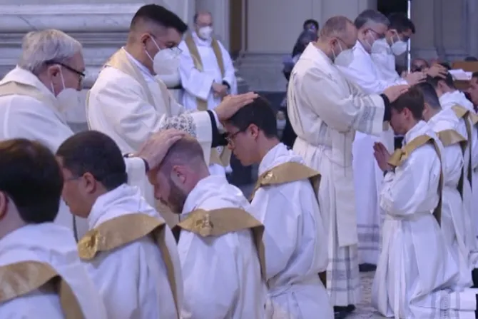 11 nuevos sacerdotes son ordenados en la Diócesis de Roma 