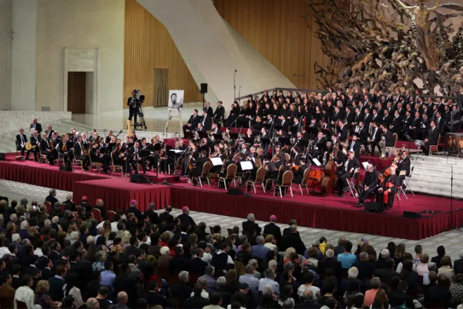 Oración y música se unieron en el Vaticano por “El Sufrimiento de los Inocentes”