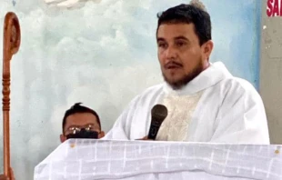 P. Oscar Benavidez. Cru00e9dito: Parroquia del Espu00edritu Santo de Mulukuku00fa 