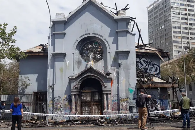 ¿Qué Chile queremos construir?, cuestiona sacerdote de iglesia atacada