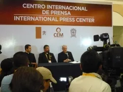 P. Federico Lombardi en conferencia de prensa en León (foto ACI Prensa)?w=200&h=150