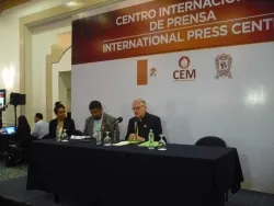 Conferencia de prensa en León del P. Lombardi (foto ACI Prensa)?w=200&h=150