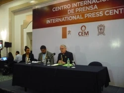 Conferencia de prensa en Leu00f3n del P. Lombardi (foto ACI Prensa)?w=200&h=150