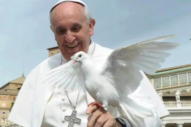 No puede haber paz sin diálogo, dice el Papa Francisco