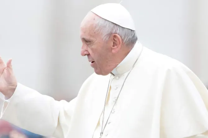 El Papa Francisco denuncia las "cadenas de corrupción y violencias" en América Latina