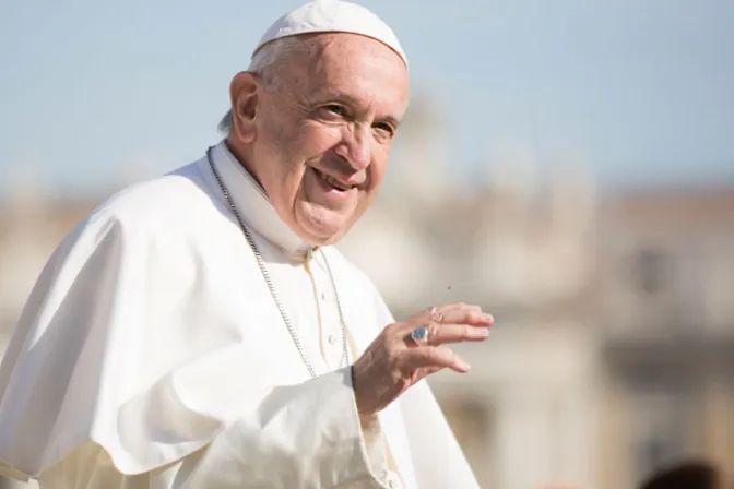 El Papa recuerda que la vida humana no solo se defiende durante las emergencias