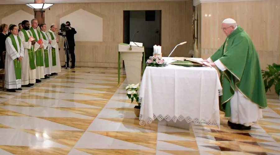El Papa en Santa Marta. Foto: Vatican Media?w=200&h=150