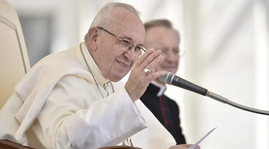 El Papa lamenta la “ofuscación progresiva de la fe” y pide no resignarse a ella