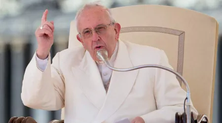 Papa Francisco: Recibir la comunión en Misa nos ayuda a separarnos de los egoísmos