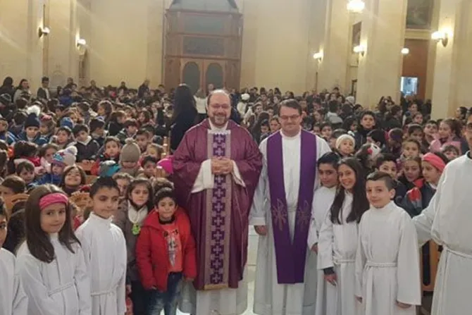 El “regalo” de Navidad de la Iglesia a los niños más afectados por la guerra en Siria