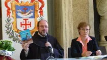 El P. Ibrahim durante la presentación de su libro en Roma. Foto: ACI Prensa