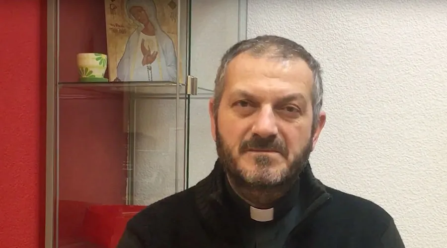 Sacerdote secuestrado por el Estado Islámico: “La oración y la Virgen me ayudaron”
