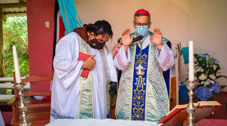 Obispo nombra exorcista para que sea “instrumento de Dios” en su diócesis