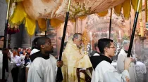 Mons. Pizzablla durante la procesión / Foto: Patriarcado Latino de Jerusalén