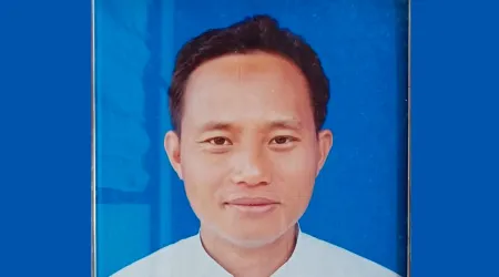 Piden liberación de sacerdote y catequista arrestados en Myanmar