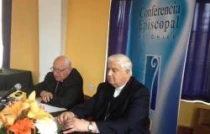Mons. Ricardo Ezzati y Mons. Alejandro Goic en la presentaciu00f3n del mensaje (foto iglesia.cl)